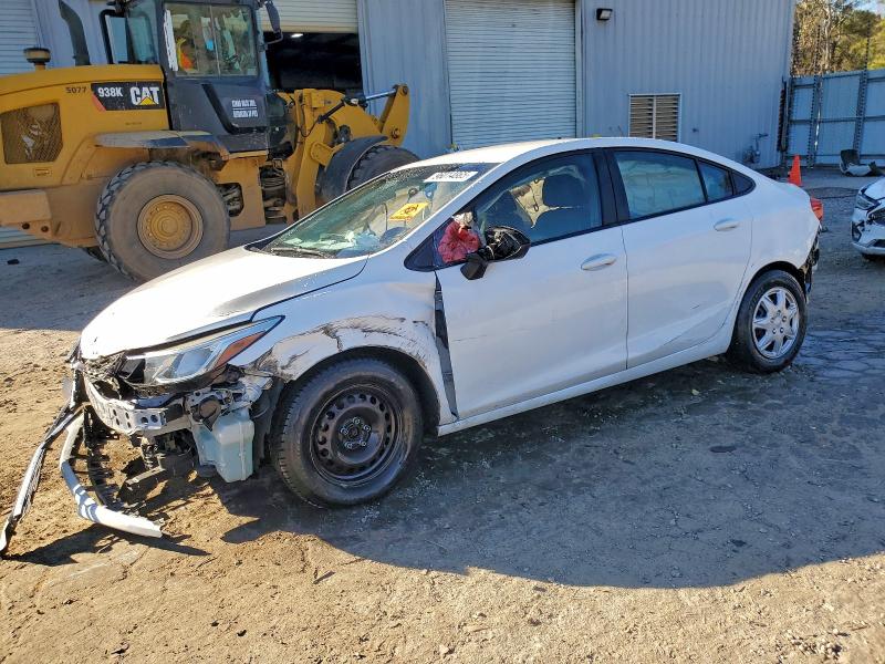 2018 CHEVROLET CRUZE — VIN 1G1BC5SM8J7220985