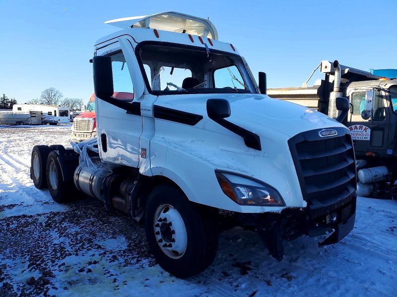 2022 FREIGHTLINER CASCADIA 1 — VIN 3AKJHLDV1NSMS9087