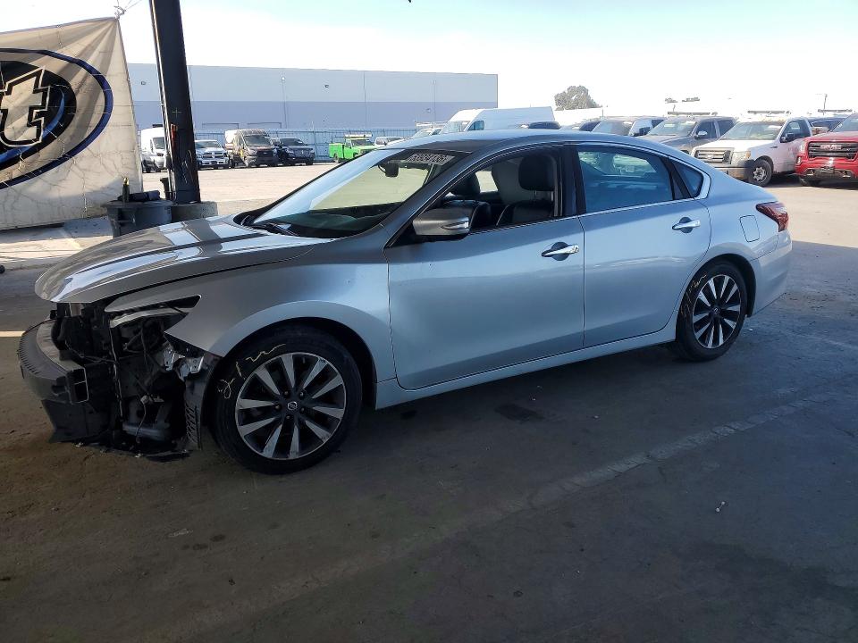2018 NISSAN ALTIMA — VIN 1N4AL3AP7JC188417