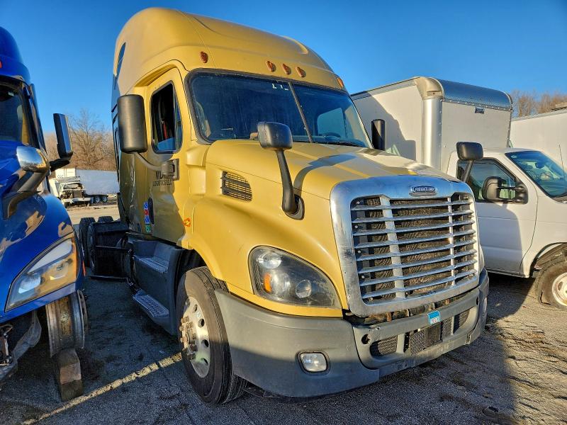 2017 FREIGHTLINER CASCADIA 1 — VIN 1FUJGHDV3HLHT0592