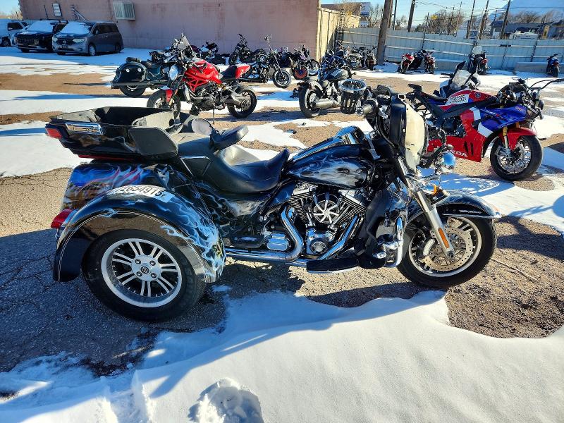 2015 HARLEY-DAVIDSON FLHTCUTG — VIN 1HD1MAL11FB858026
