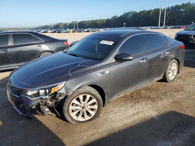 2018 KIA OPTIMA — VIN 5XXGT4L34JG241773