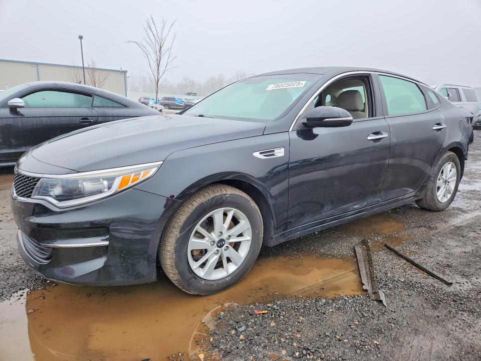2016 KIA OPTIMA — VIN 5XXGT4L39GG109147