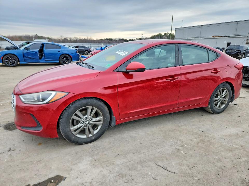 2018 HYUNDAI ELANTRA — VIN 5NPD84LF3JH238186