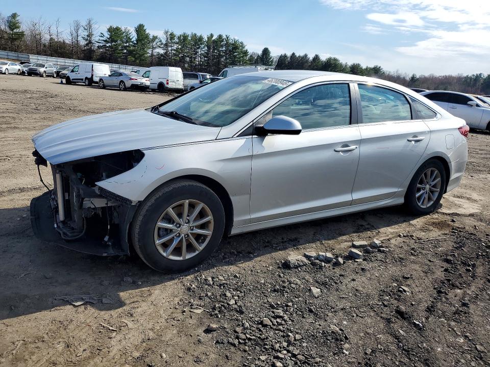2018 HYUNDAI SONATA — VIN 5NPE24AF3JH605175