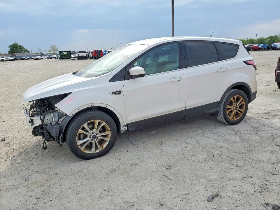 2017 FORD ESCAPE — VIN 1FMCU0GD7HUC72104