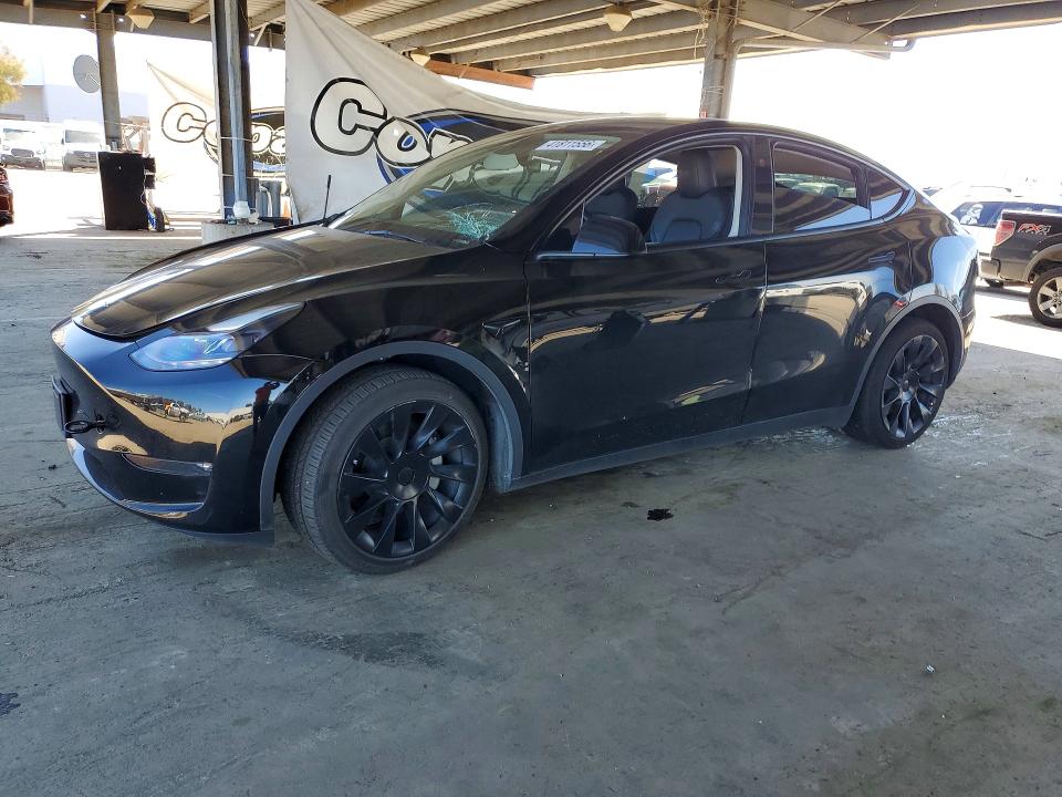 2023 TESLA MODEL Y — VIN 7SAYGAEE2PF926486