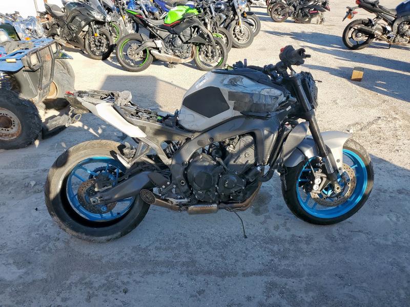 2025 YAMAHA MT09 — VIN JYARN94E1SA002271