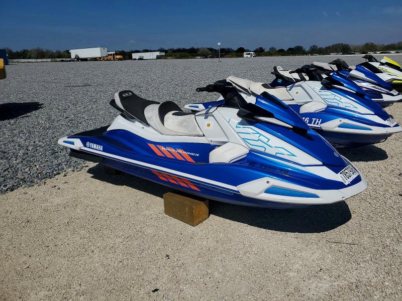 2022 YAMAHA VXCRIUISER — VIN USYAMA2637E222