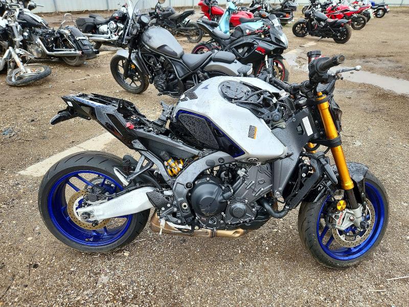 JYARN95E3SA001704