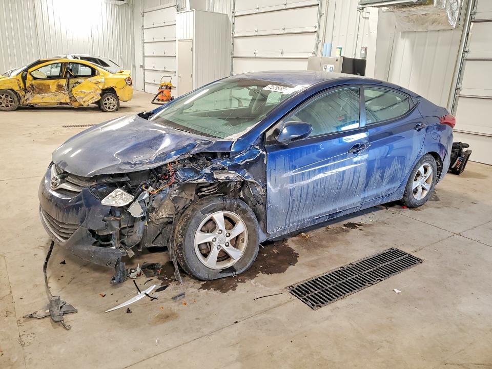 2015 HYUNDAI ELANTRA — VIN 5NPDH4AE9FH580517