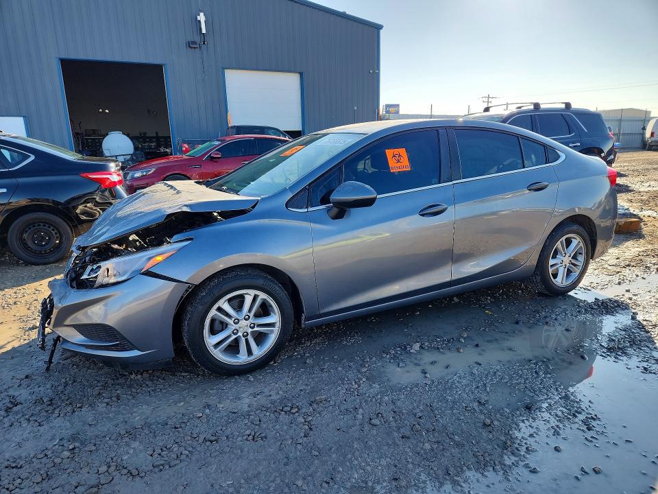 2018 CHEVROLET CRUZE — VIN 1G1BE5SM5J7157869
