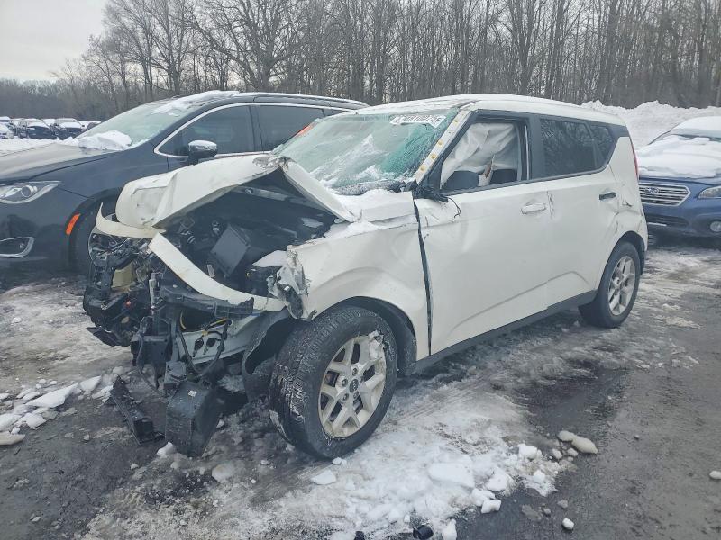 2022 KIA SOUL — VIN KNDJ23AU1N7186096