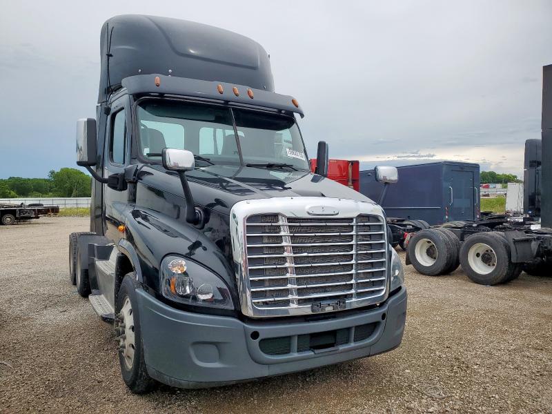 2016 FREIGHTLINER CASCADIA 1 — VIN 3AKJGED68GDHA6797