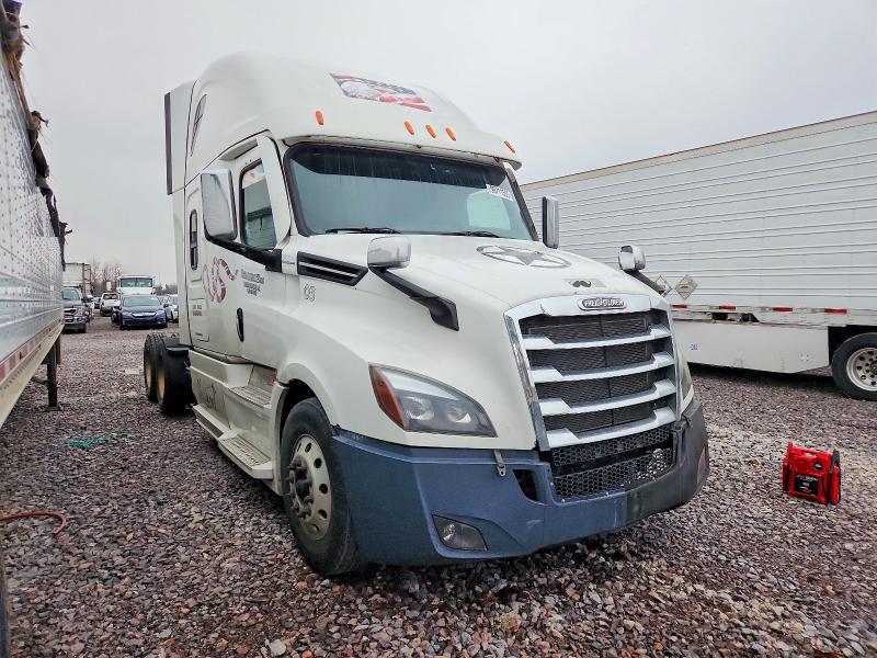 2021 FREIGHTLINER CASCADIA 1 — VIN 3AKJHHDR8MSMP6745