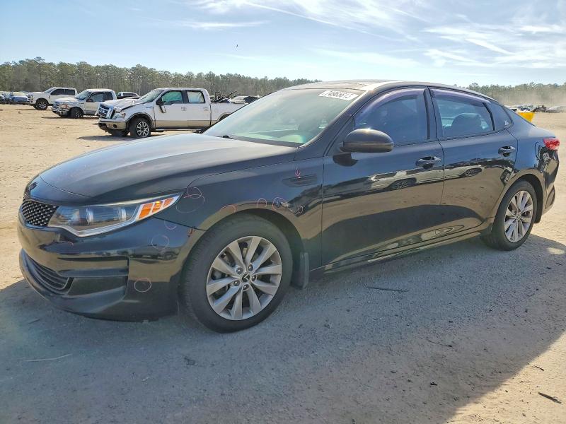 2017 KIA OPTIMA — VIN 5XXGU4L37HG178238