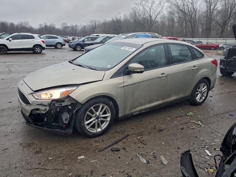 2016 FORD FOCUS SE — VIN 1FADP3F23GL251021