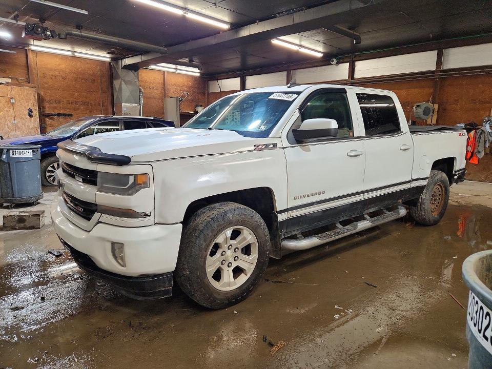 2017 CHEVROLET SILVERADO — VIN 3GCUKREC4HG367171