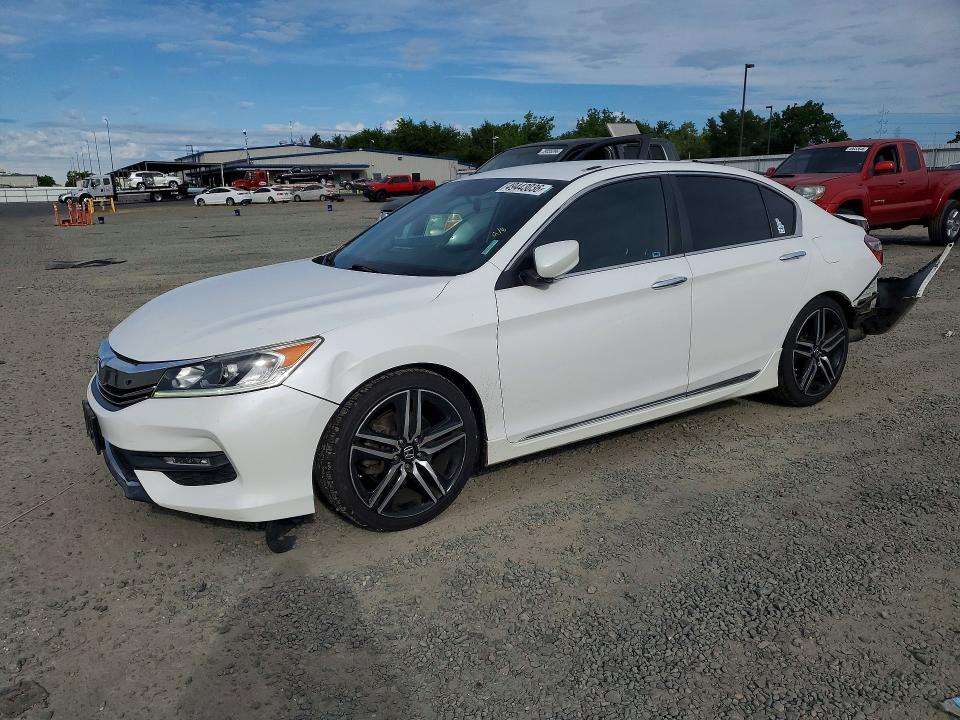 2016 HONDA ACCORD — VIN 1HGCR2F58GA067713