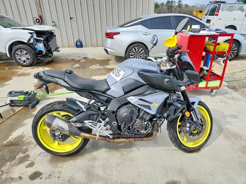 2017 YAMAHA FZ10 — VIN JYARN48E7HA001406