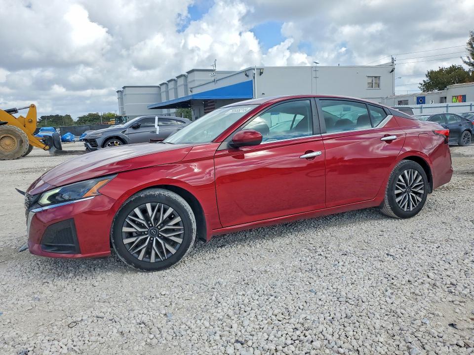 2023 NISSAN ALTIMA — VIN 1N4BL4DV2PN382130