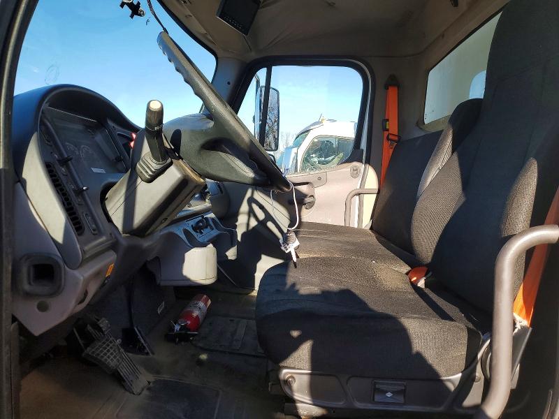 2017 FREIGHTLINER M2 — VIN 1FVACWDU3HHJG3752
