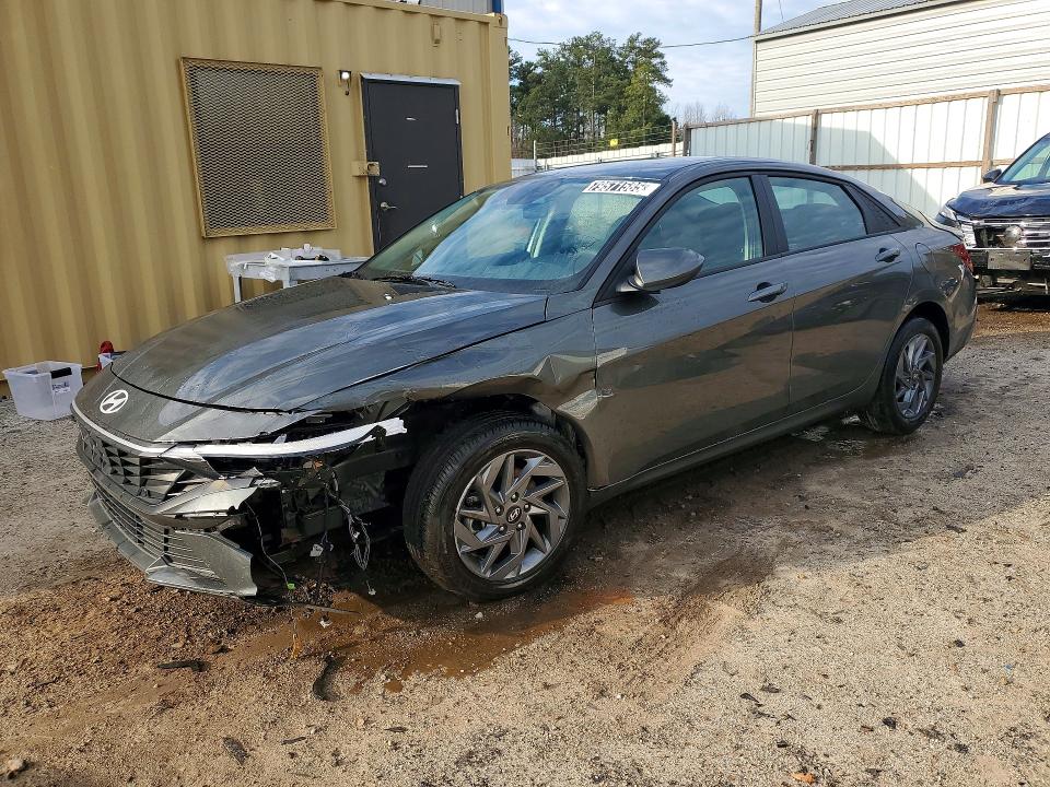 2024 HYUNDAI ELANTRA — VIN KMHLM4DG3RU800373