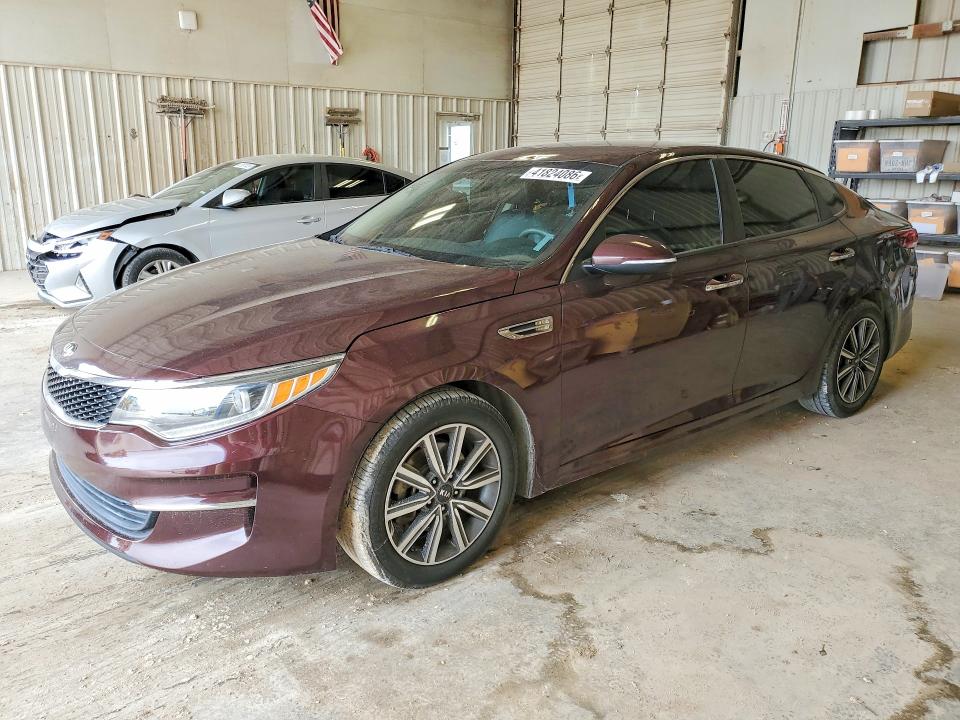 2017 KIA OPTIMA — VIN 5XXGT4L34HG136466