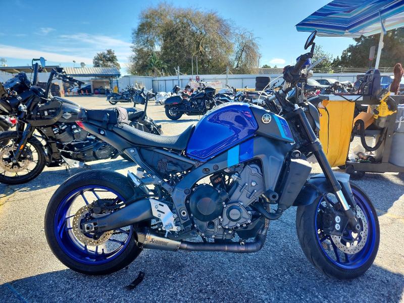 2022 YAMAHA MT09 C — VIN JYARN71Y9NA000551