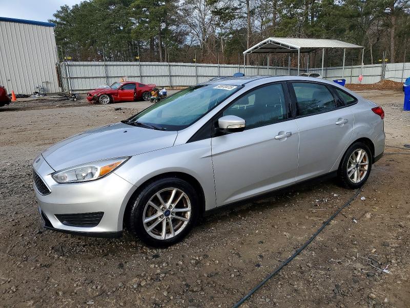 2016 FORD FOCUS SE — VIN 1FADP3F27GL219608