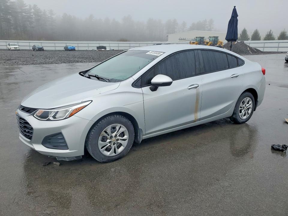 2019 CHEVROLET CRUZE — VIN 1G1BC5SM8K7108690