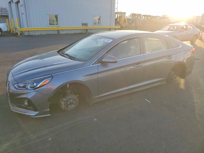 2018 HYUNDAI SONATA SE — VIN 5NPE24AF9JH710013