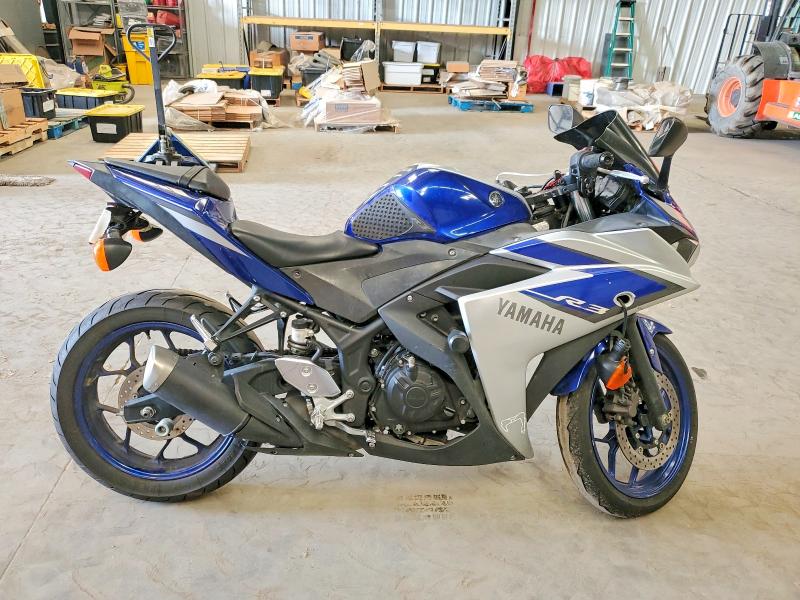2015 YAMAHA YZFR3 — VIN MH3RH06YXFK005055