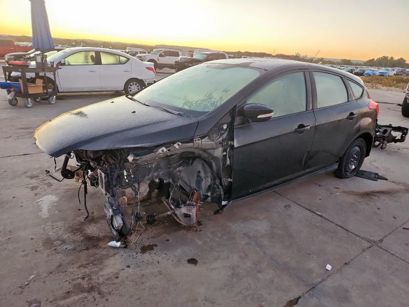 2014 FORD FOCUS SE — VIN 1FADP3K28EL338710