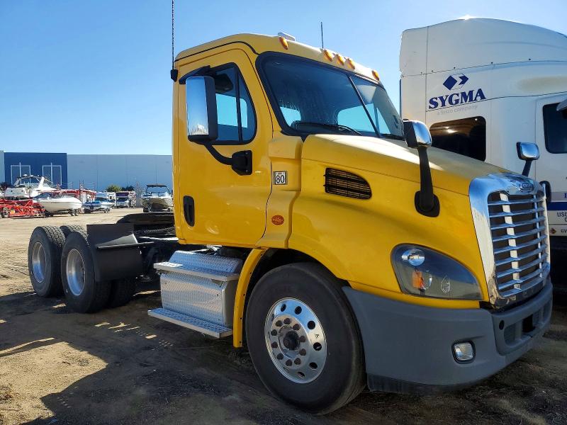 2019 FREIGHTLINER CASCADIA 1 — VIN 1FUJGBDV9KLKD8081