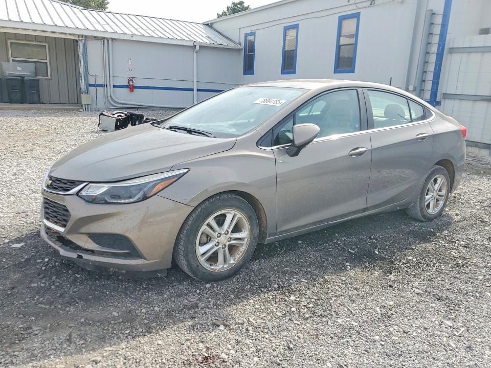 2018 CHEVROLET CRUZE — VIN 1G1BE5SM6J7140370