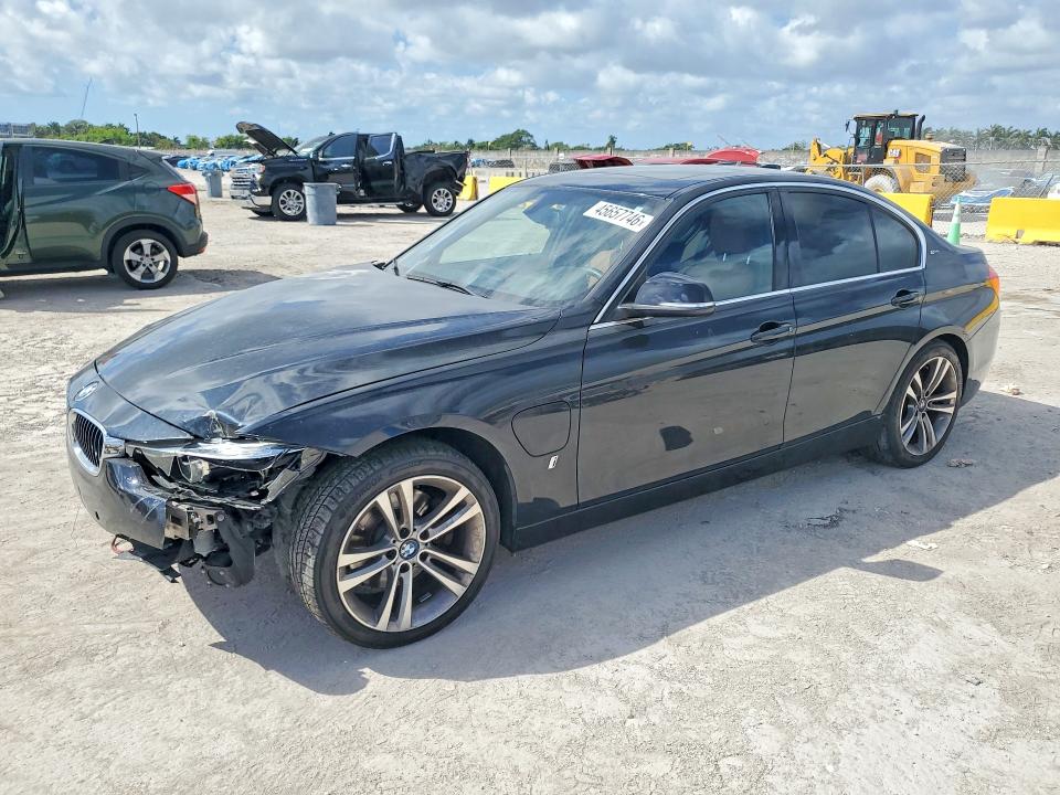 2017 BMW 330 E — VIN WBA8E1C3XHA156355
