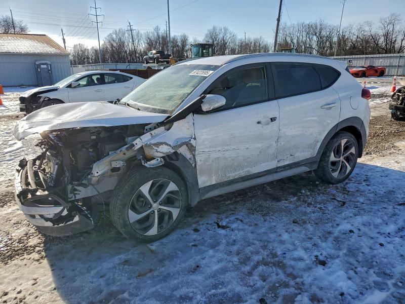 2018 HYUNDAI TUCSON — VIN KM8J33AL2JU762077
