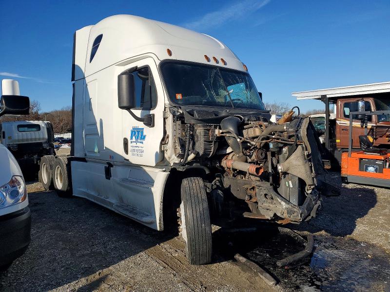 2017 FREIGHTLINER CASCADIA 1 — VIN 3AKJGLDR3HSHR1242