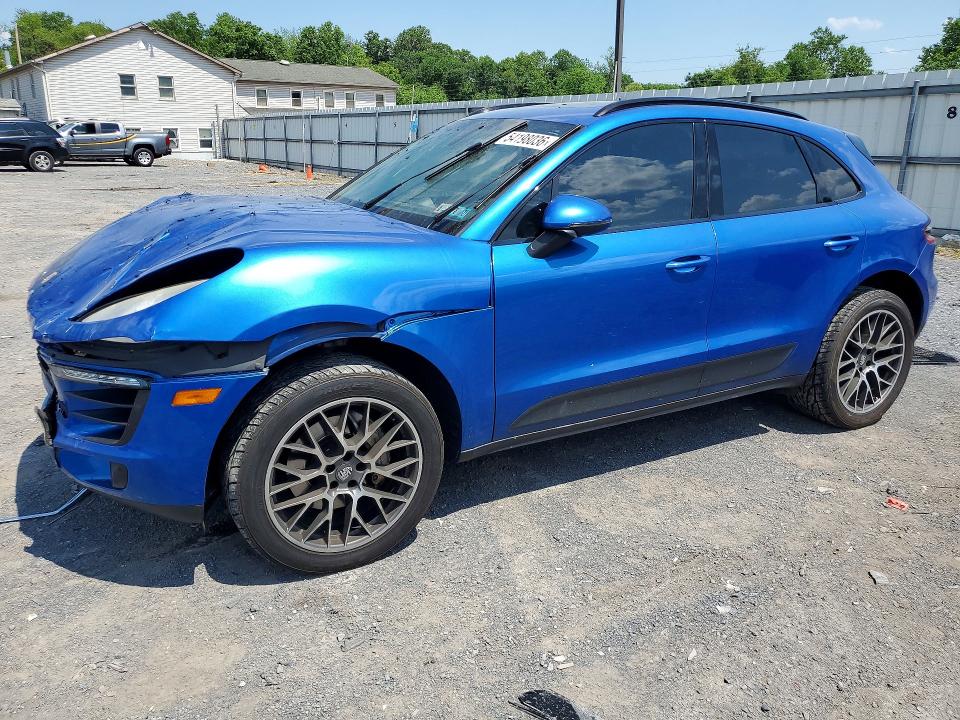2016 PORSCHE MACAN — VIN WP1AB2A56GLB47581