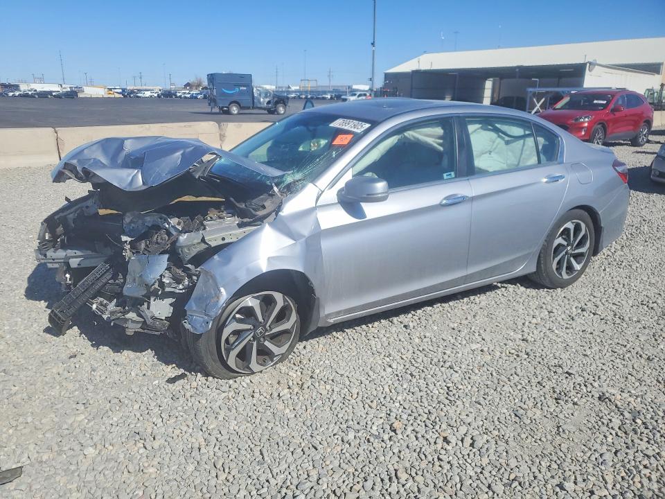 2016 HONDA ACCORD — VIN 1HGCR2F75GA213695