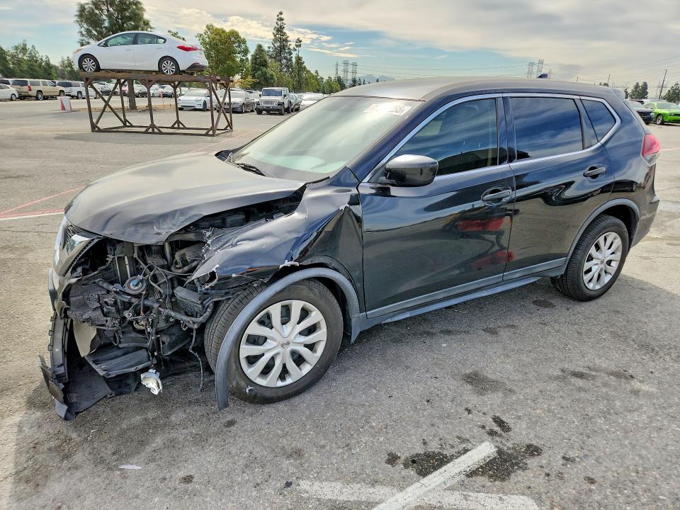 2018 NISSAN ROGUE — VIN KNMAT2MT3JP543136