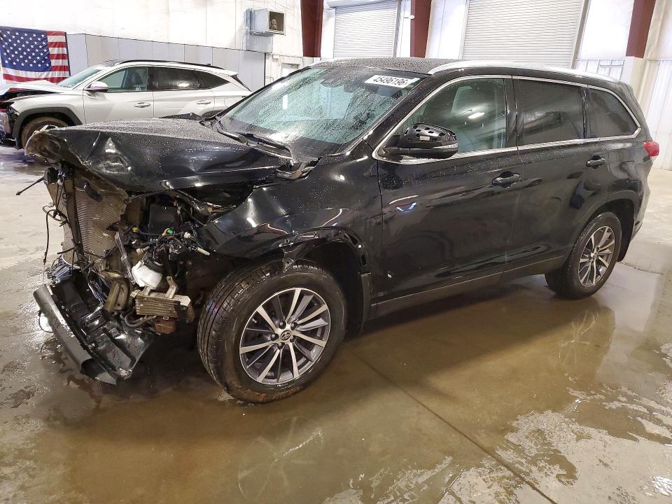 2019 TOYOTA HIGHLANDER — VIN 5TDJZRFH2KS627889