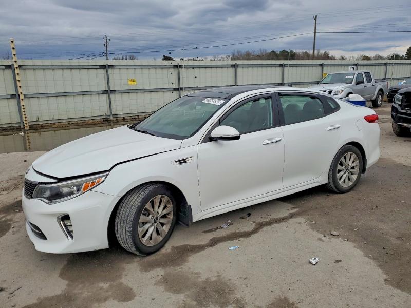 2018 KIA OPTIMA — VIN 5XXGU4L36JG247734