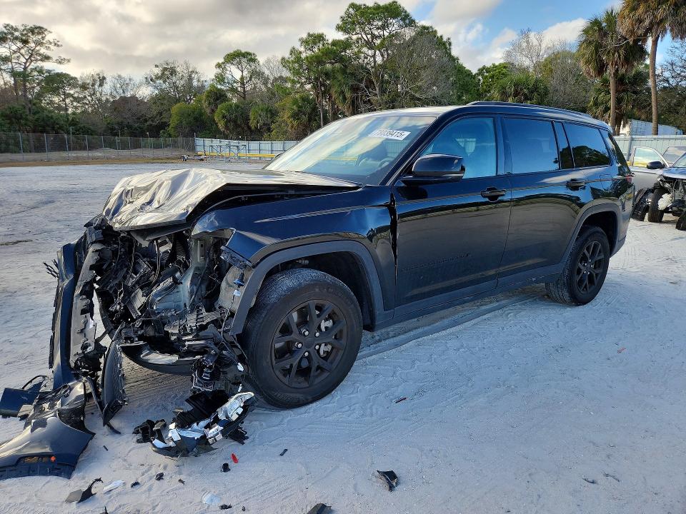 2024 JEEP GRAND CHEROKEE — VIN 1C4RJKAG8R8517802