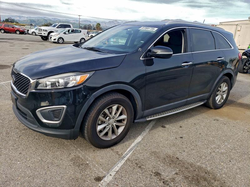 2016 KIA SORENTO LX — VIN 5XYPG4A38GG153269