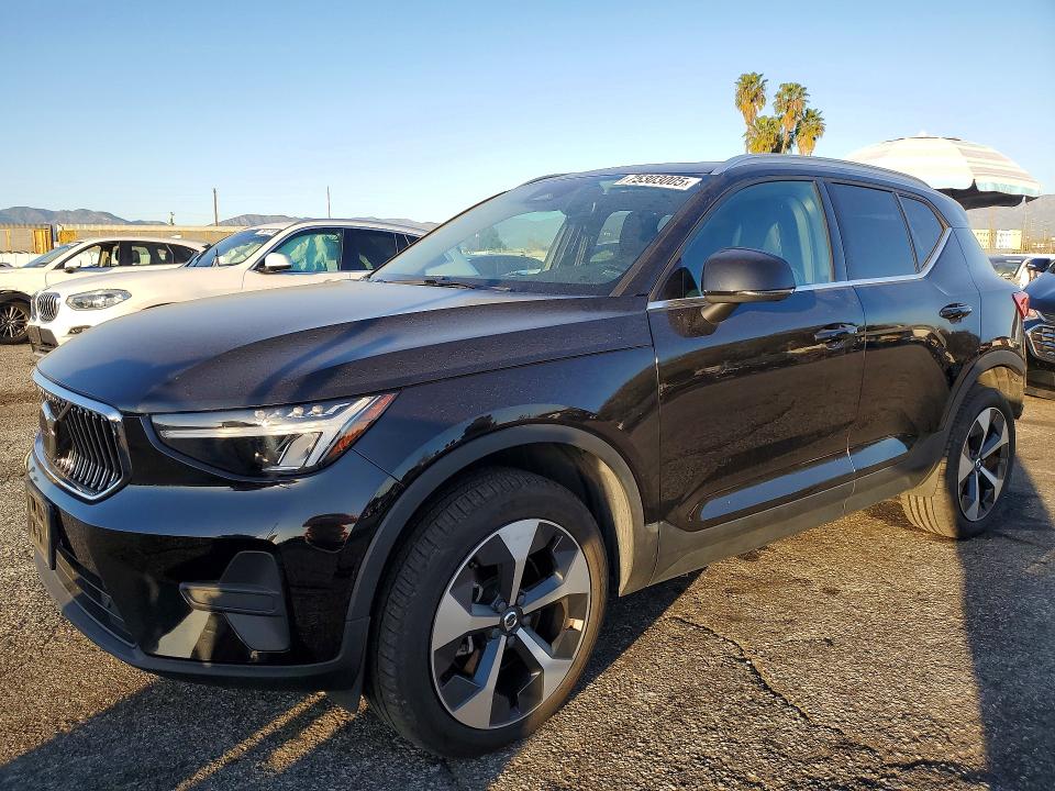 2024 VOLVO XC40 — VIN YV4L12UK1R2360829
