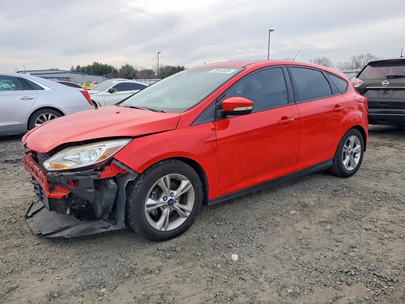2014 FORD FOCUS SE — VIN 1FADP3K24EL322908
