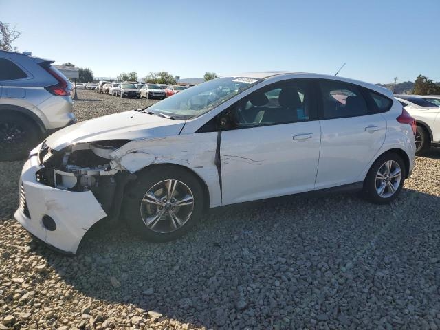 2013 FORD FOCUS SE — VIN 1FADP3K28DL382530