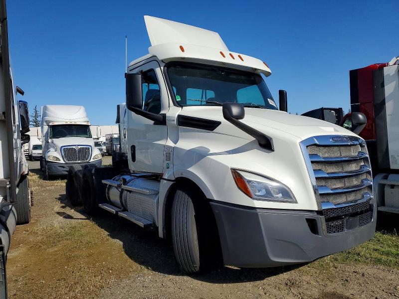 2019 FREIGHTLINER CASCADIA 126 — VIN 3AKJHLDR4KSKH2892